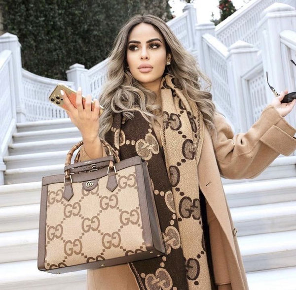 Gucci Pre-Loved Diana NM Bamboo Handle Tote 👜✨