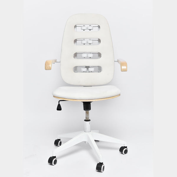 Work Smarter, Relax Better – JOSBY Ergonomic Massage Chair!