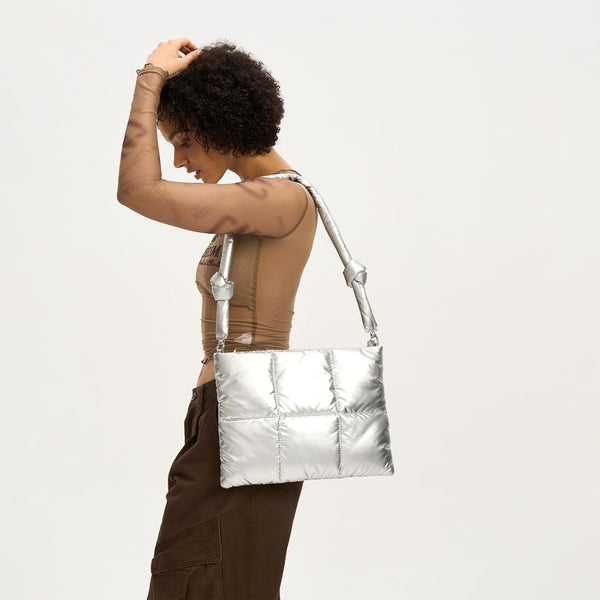 Puffy Protection, Chic Style — Meet Your Laptop’s New Best Friend! 💻