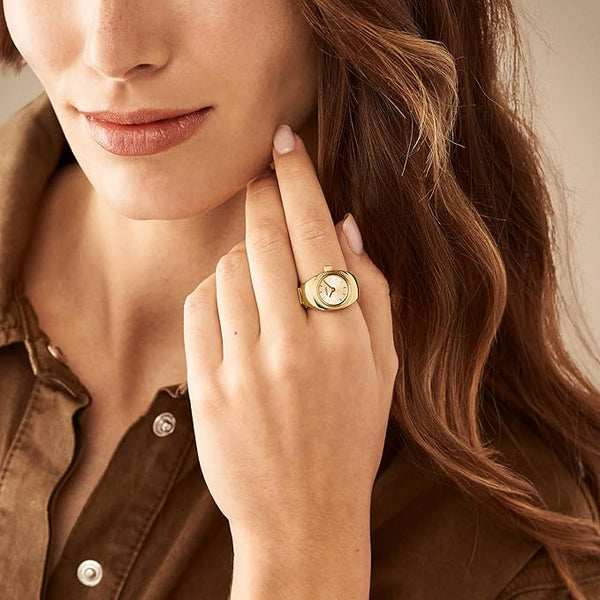Timeless Style, Reinvented – The Fossil Watch Ring 💎