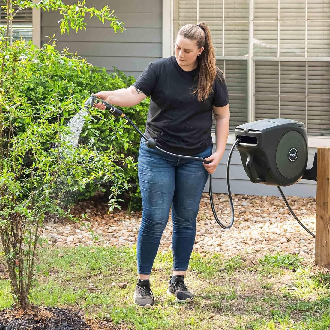 Best Wall Mounted Retractable Hose Reel? Honest Review of the Vego Garden Hose Reel 💦