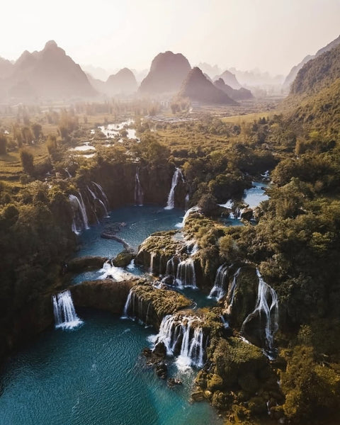 Ban Gioc Waterfalls, Vietnam – Nature’s Grand Performance 💦📍🇻🇳