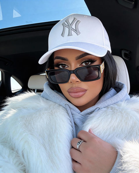 COMMAND ATTENTION THE MOMENT YOU STEP OUT. 🔥