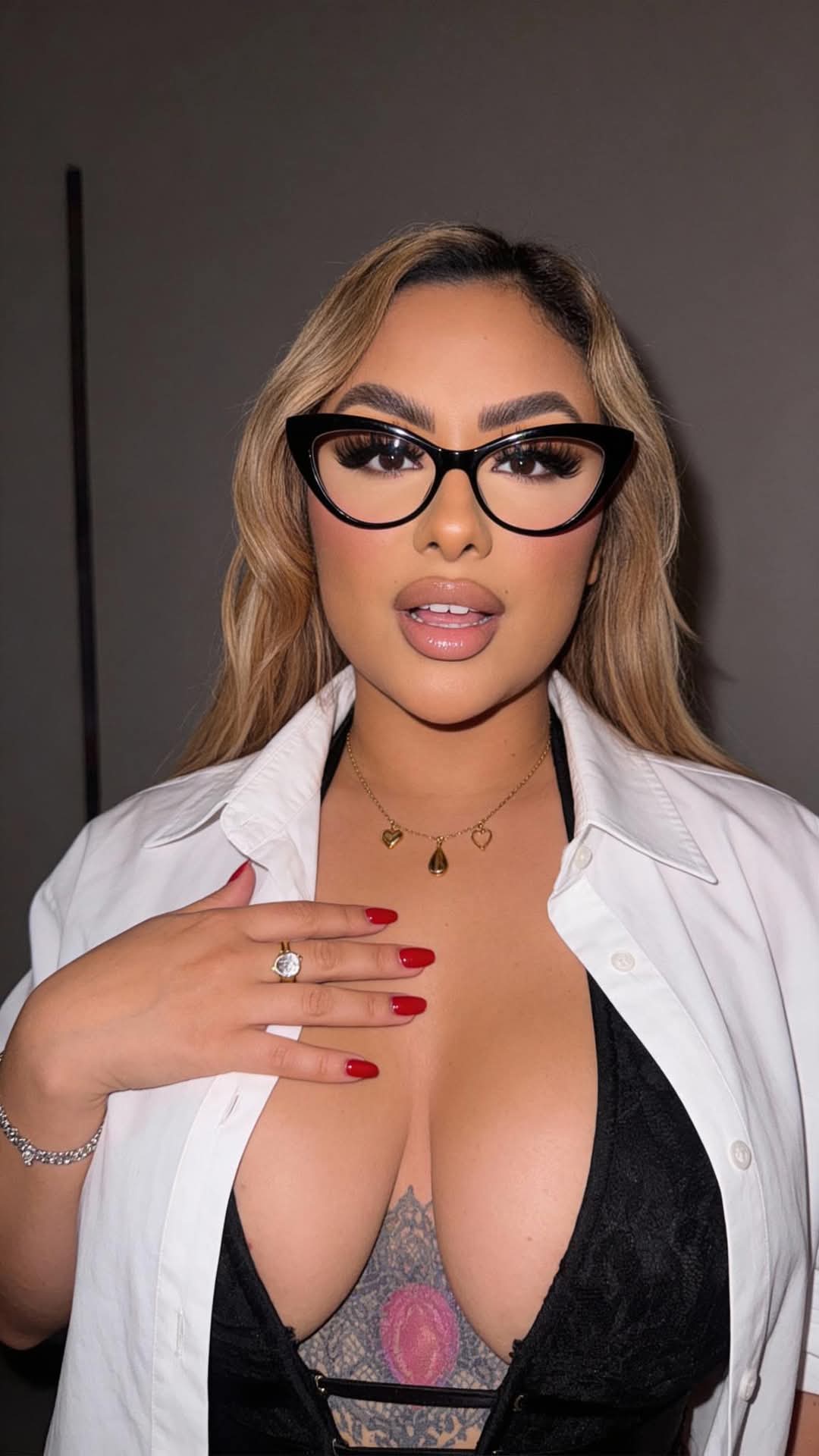 STYLE THAT PROTECTS—ALL DAY, EVERY DAY 🤓✨