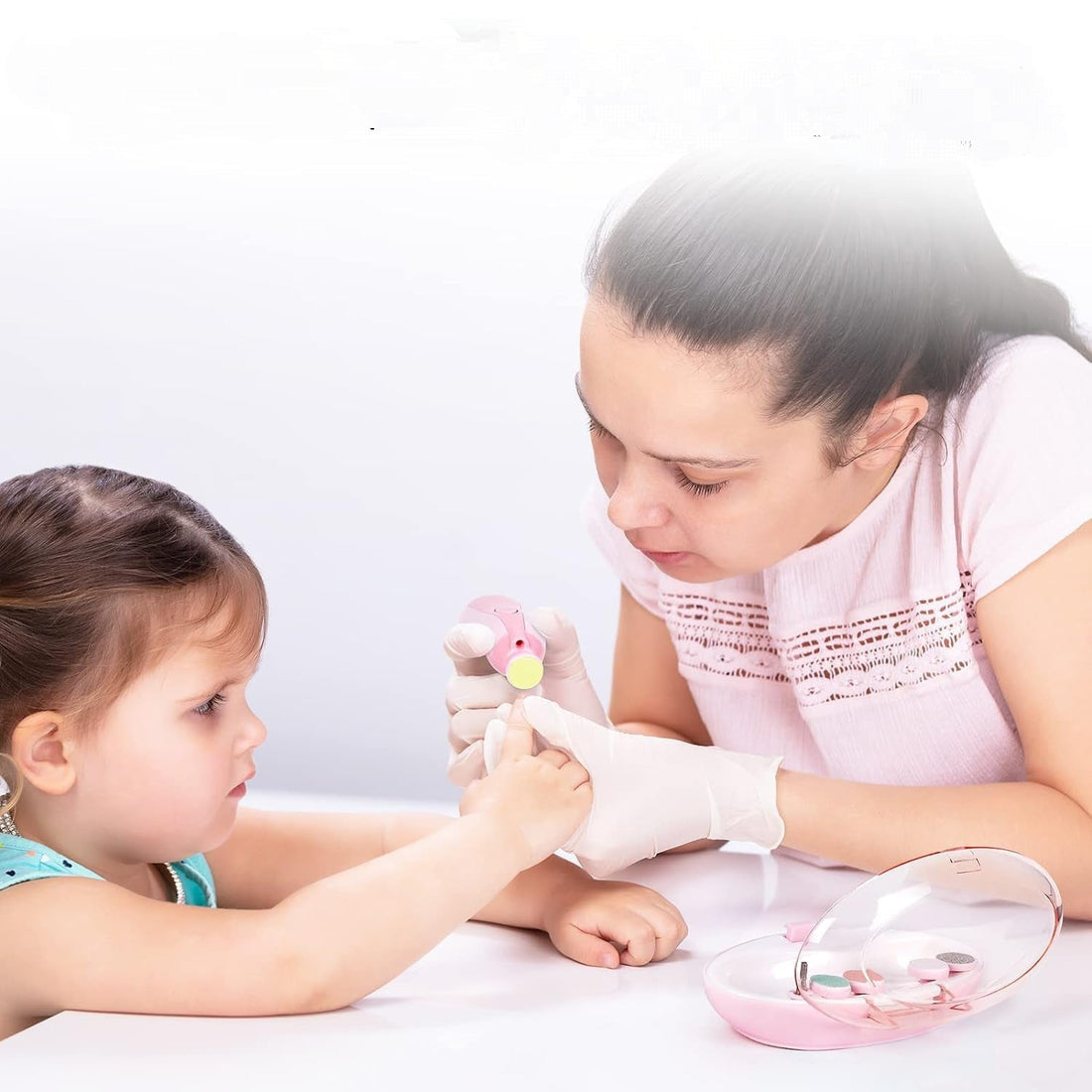 Make nail care stress-free and safe with the Qunlions Life Glopole Baby Nail Trimmer—specially designed for newborns, infants, and toddlers.