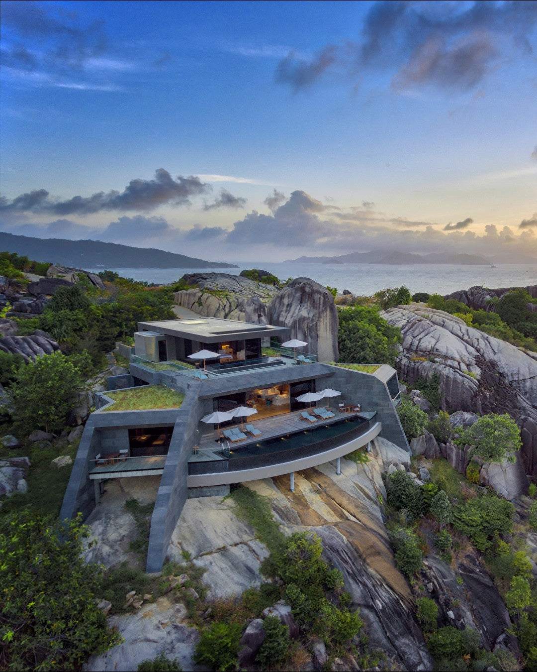 Luxury Redefined: Explore Seychelles’ Exclusive Futuristic Mountain Villas