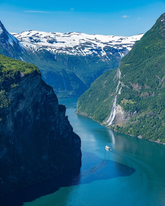 Geirangerfjord, Norway – A Royal Fjord Escape Awaits! 💙🌄🇳🇴