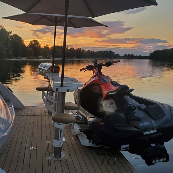 The Dinghy Davit: Effortless Access to Your Water Adventures