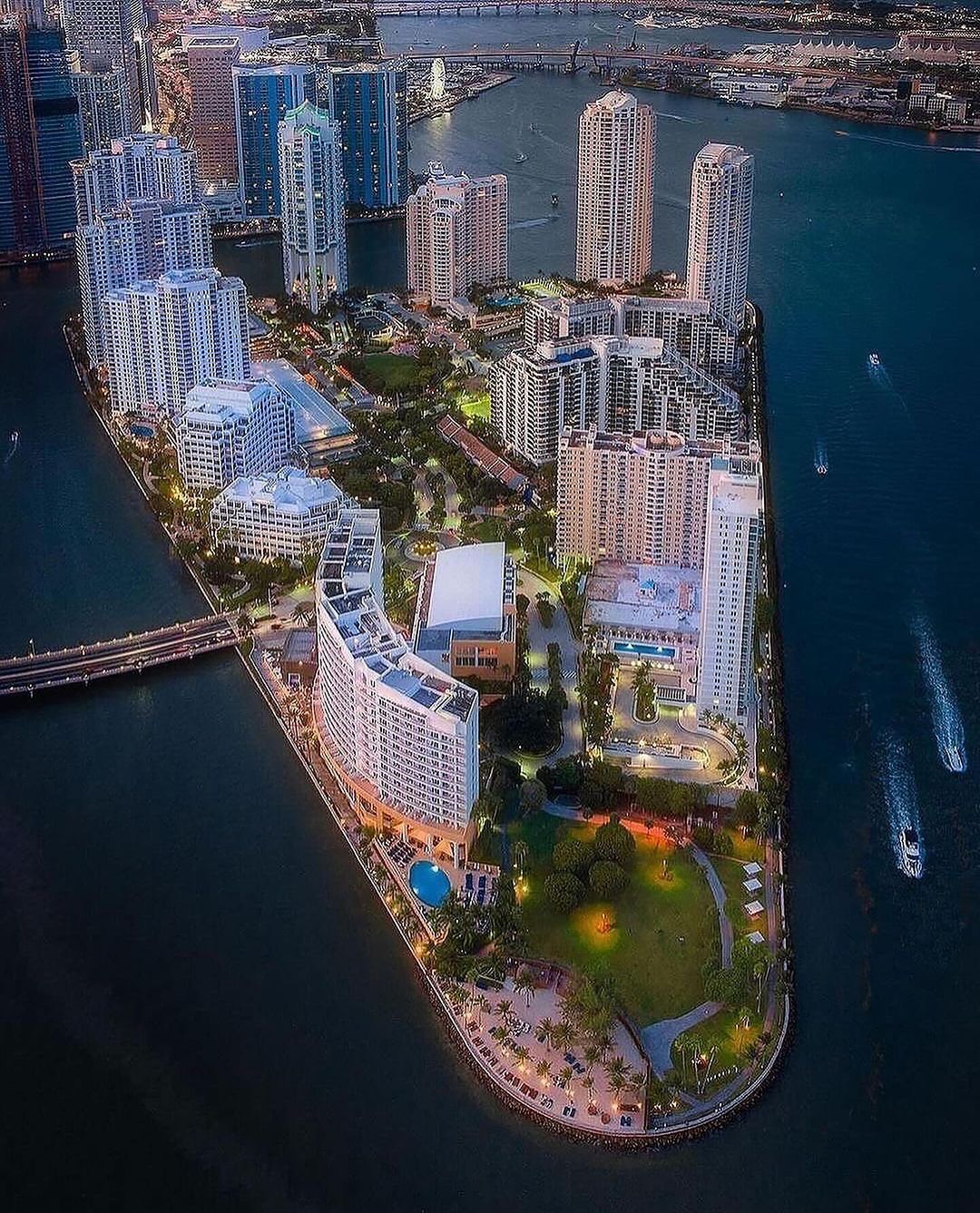 10-Day Luxury Miami Itinerary - Hotels, Executive Stays, Premium Car Rentals & Full Budget Breakdown