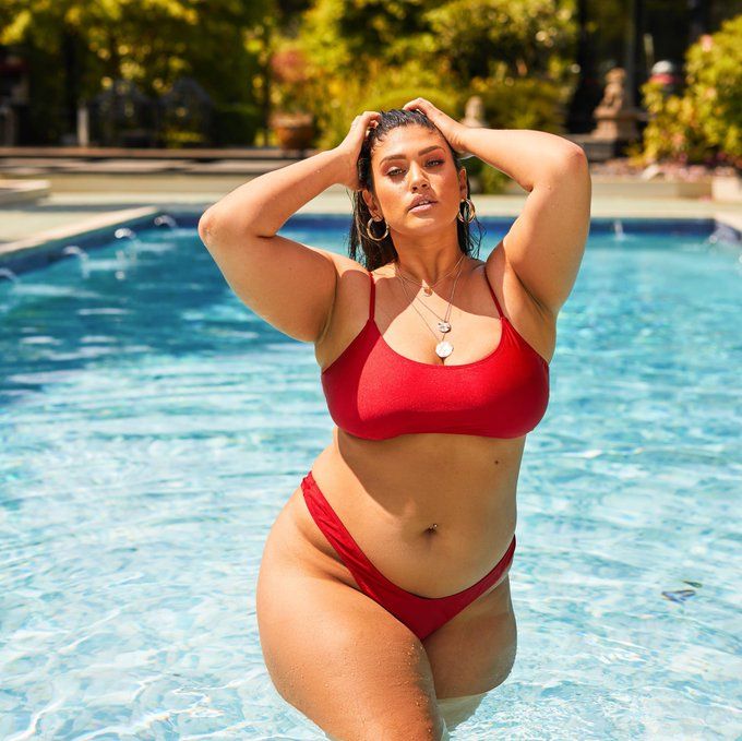 TURN UP THE HEAT — BEACH CONFIDENCE STARTS HERE. 🔥