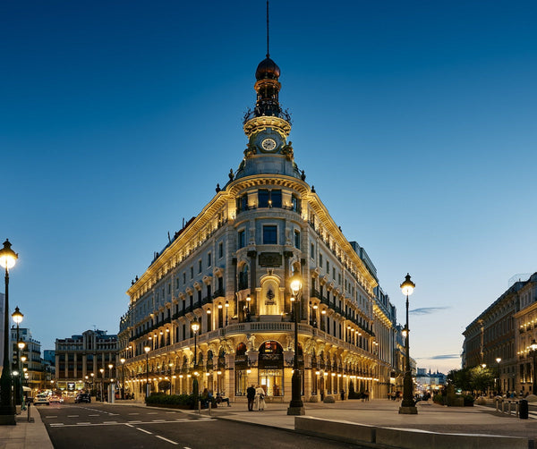 Discover Madrid’s Crown Jewel: Four Seasons Hotel Madrid 📍🇪🇸✨